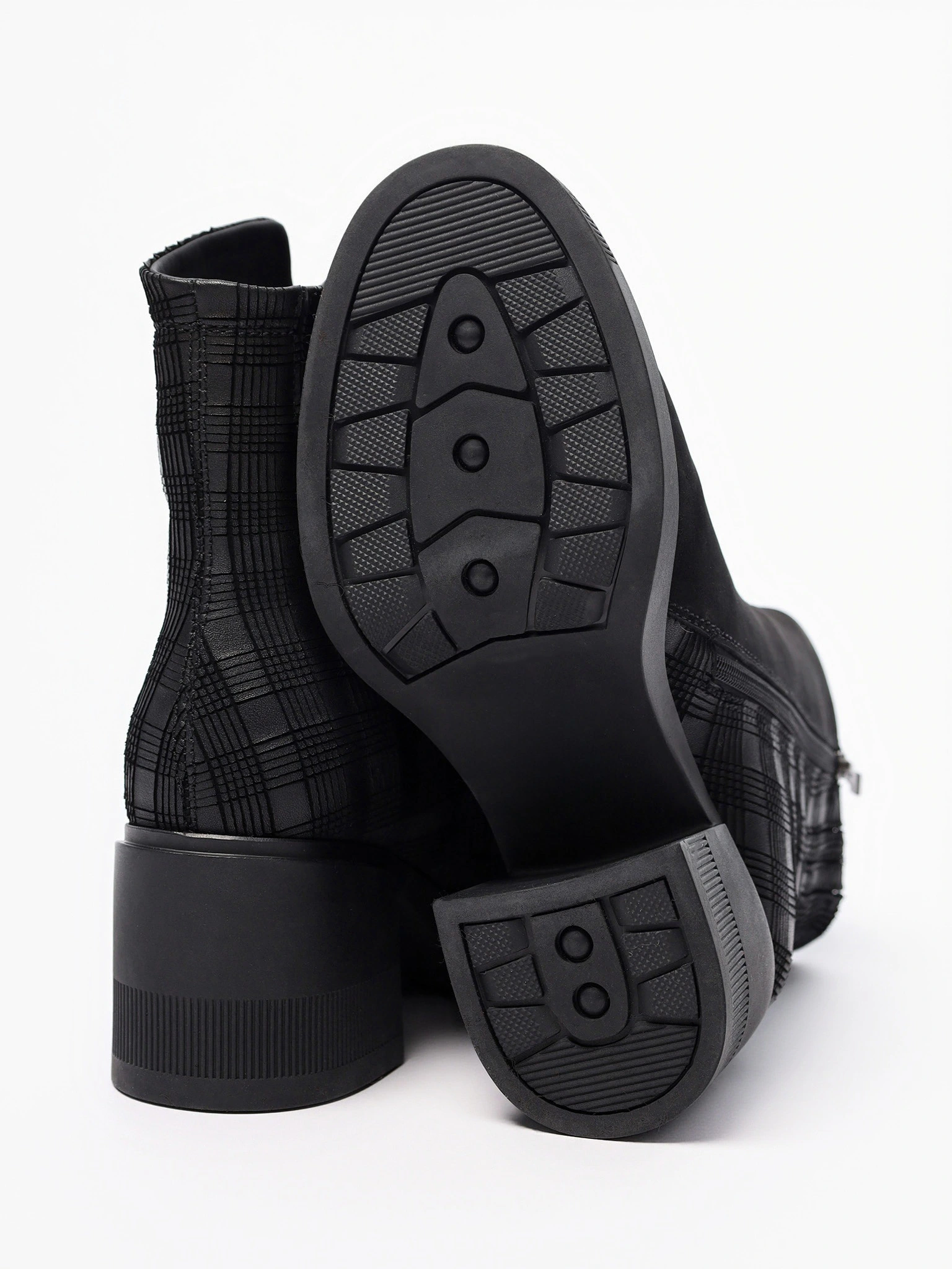 Ботильоны комбинированные черного цвета на высоком каблуке